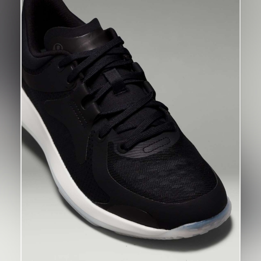 Lululemon Women's Strongfeel Training Shoe (Size 8)